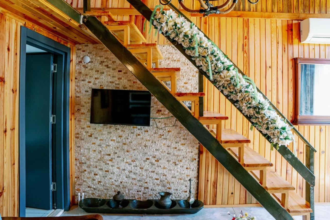 Serender Bungalov Bed & Breakfast Foca Exterior photo